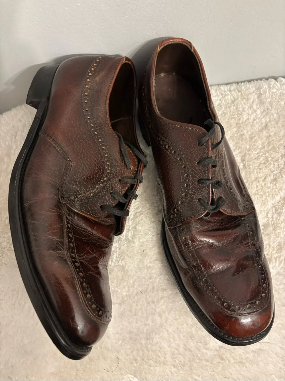 Men's Brown Leather Wingtip Dress Shoes